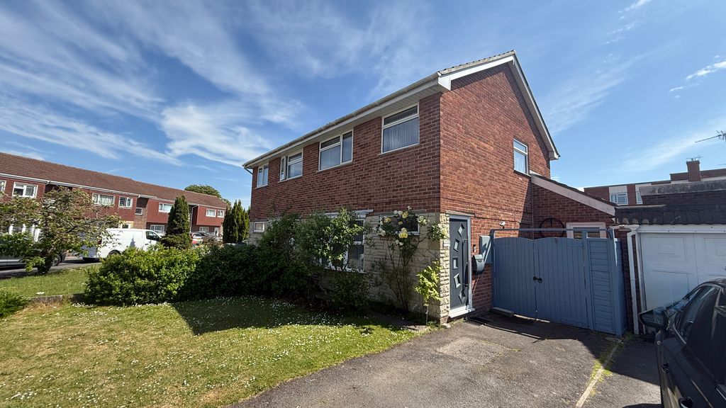 Property photo 1 of 39 Img_E3845