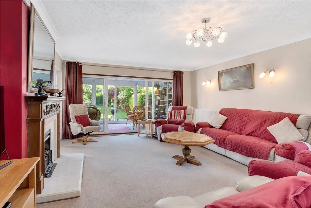 Property photo 3 of 23 Picture No. 14