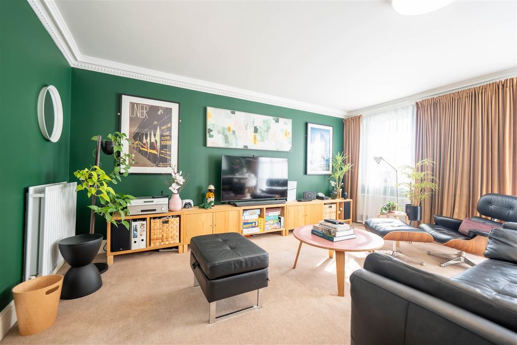 Additional image 17 of 4 bed property for saleGraybank Road, Perth PH2