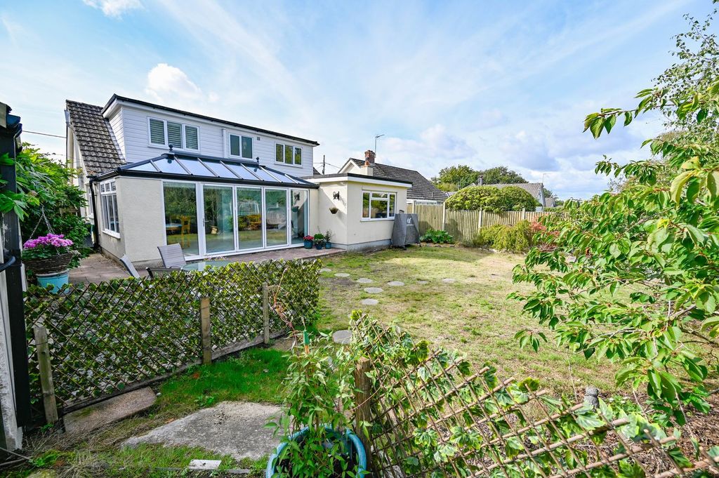 Property photo 2 of 30