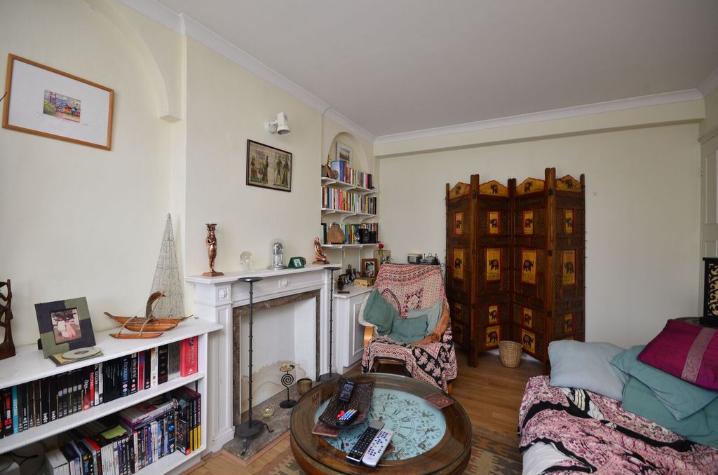 Property photo 3 of 7