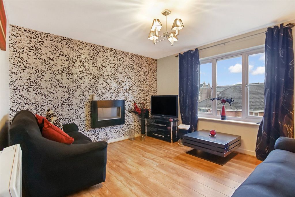 Property photo 2 of 16 2