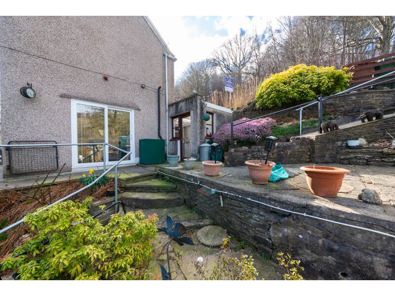 Property photo 2 of 30