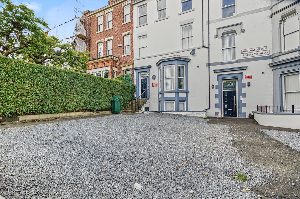 Property photo 1 of 9 9