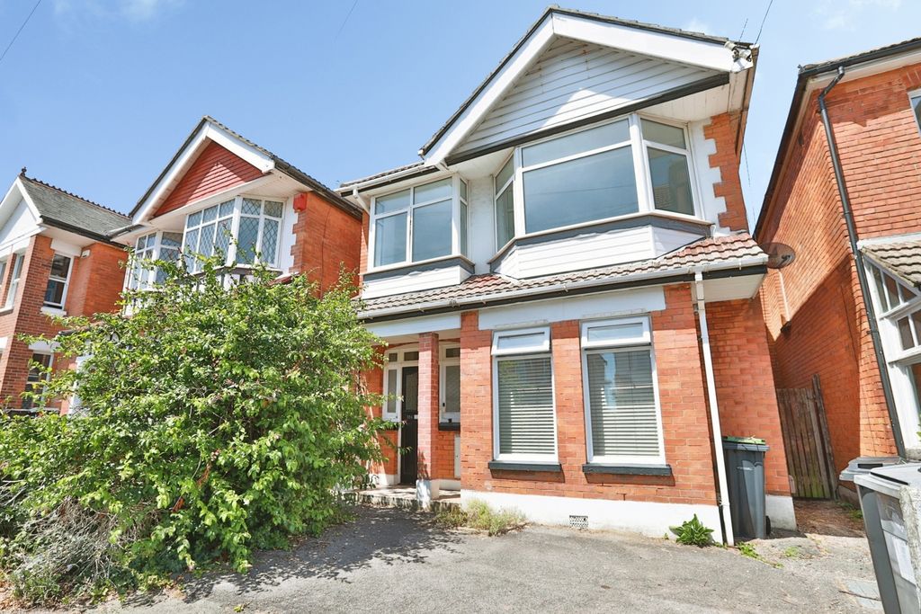 Property photo 1 of 11 Pbox-Img.Jpg