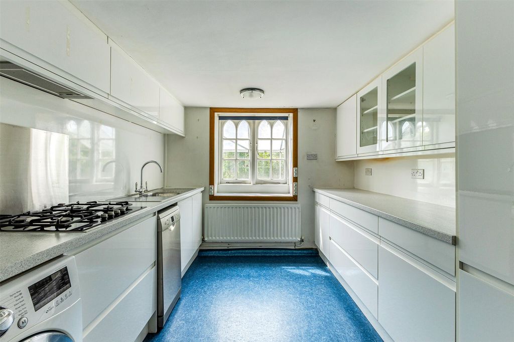 Property photo 3 of 20 Picture No. 06