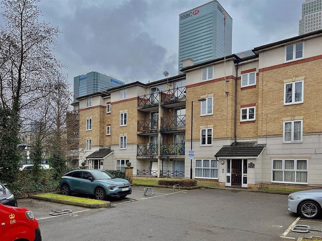 Property photo 2 of 12 Buy To Let Property For Sale At Isle Of Dogs, E14