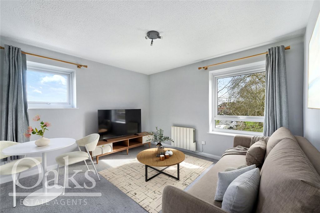 Property photo 2 of 8 Picture No. 10