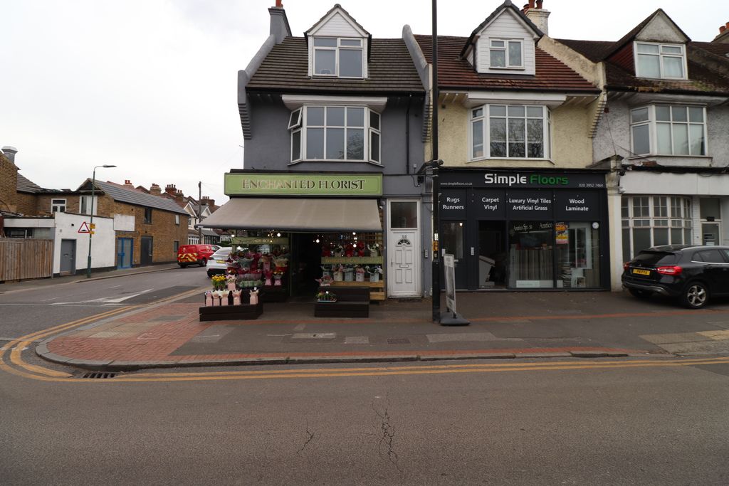 Property photo 1 of 29