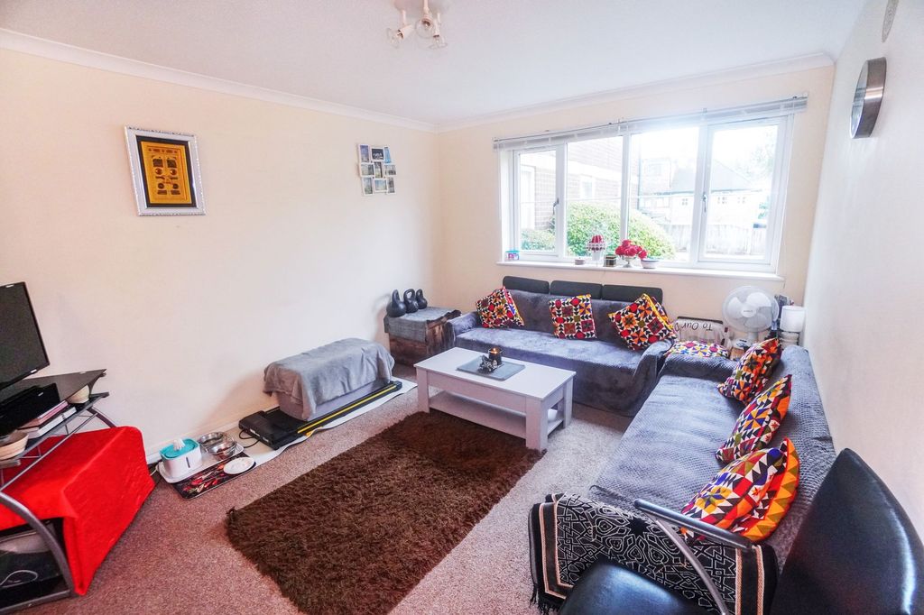 Property photo 2 of 10 Photo 9