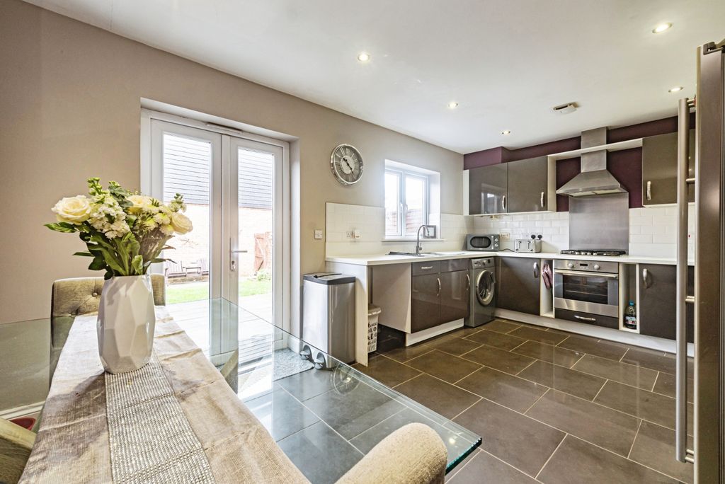 Property photo 2 of 20 Photo #2