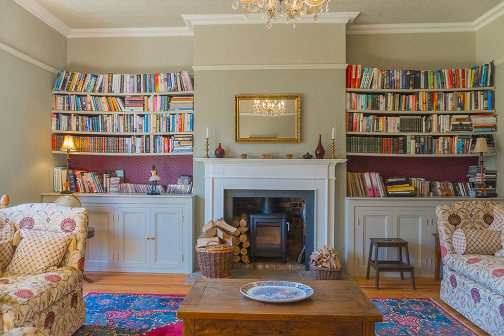 Property photo 2 of 30 Drawing Room