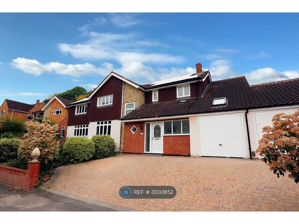 Property photo 2 of 8 Frontage