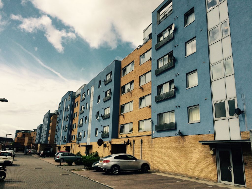 Property photo 1 of 2