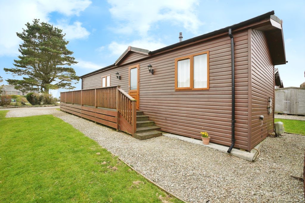 Property photo 1 of 17 Photography