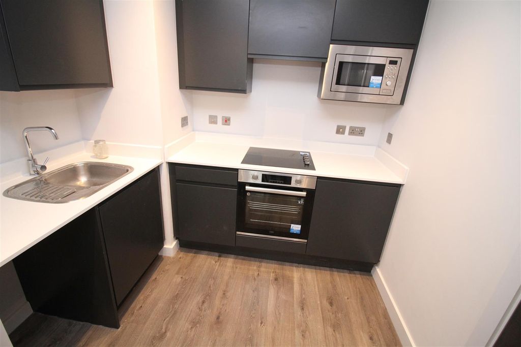 Property photo 2 of 8 Img_5672[1].Jpg