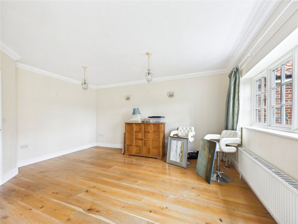 Property photo 2 of 9 Picture No. 09