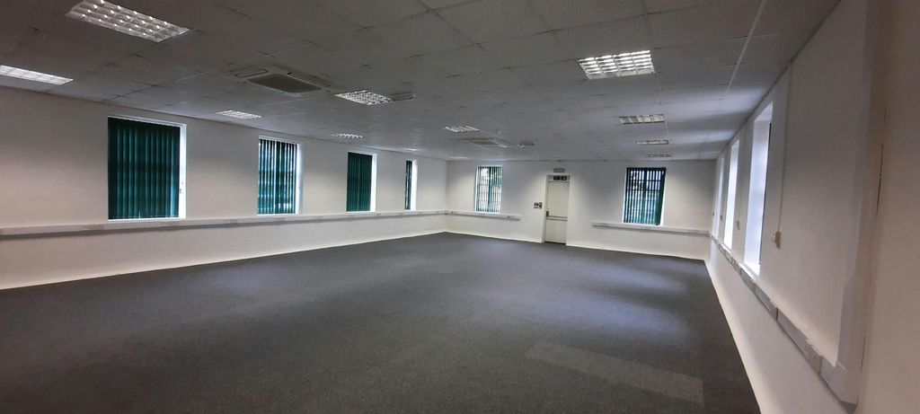 Property photo 2 of 6 Unit 289 Hartlebury Interior.Jpg