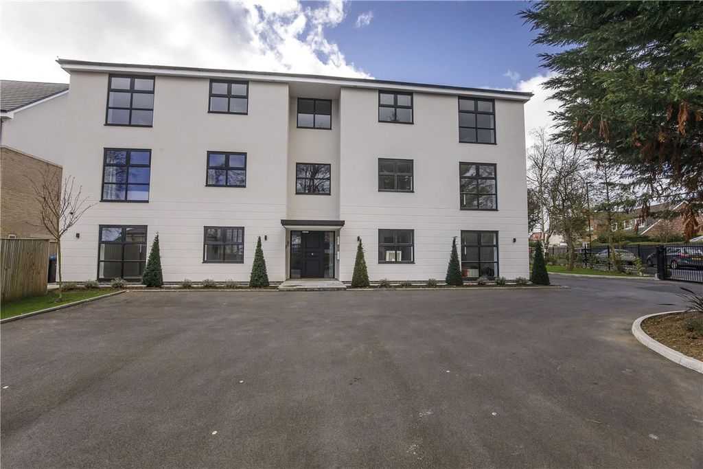 Property photo 1 of 17 Picture No. 19