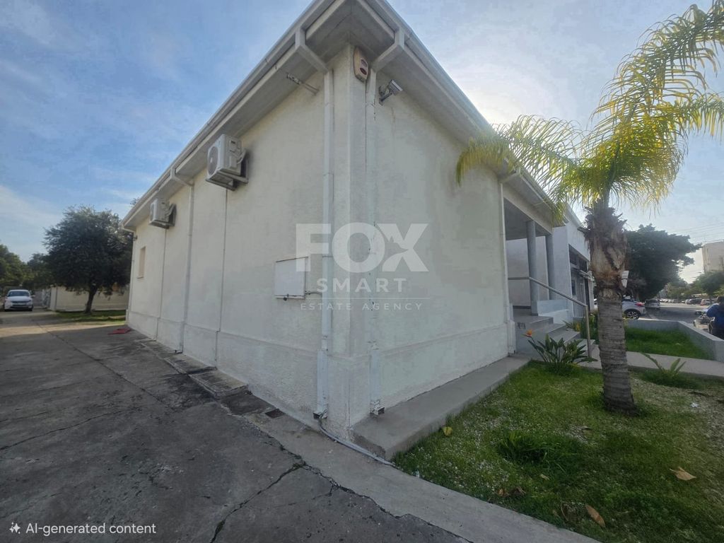 Property photo 3 of 3