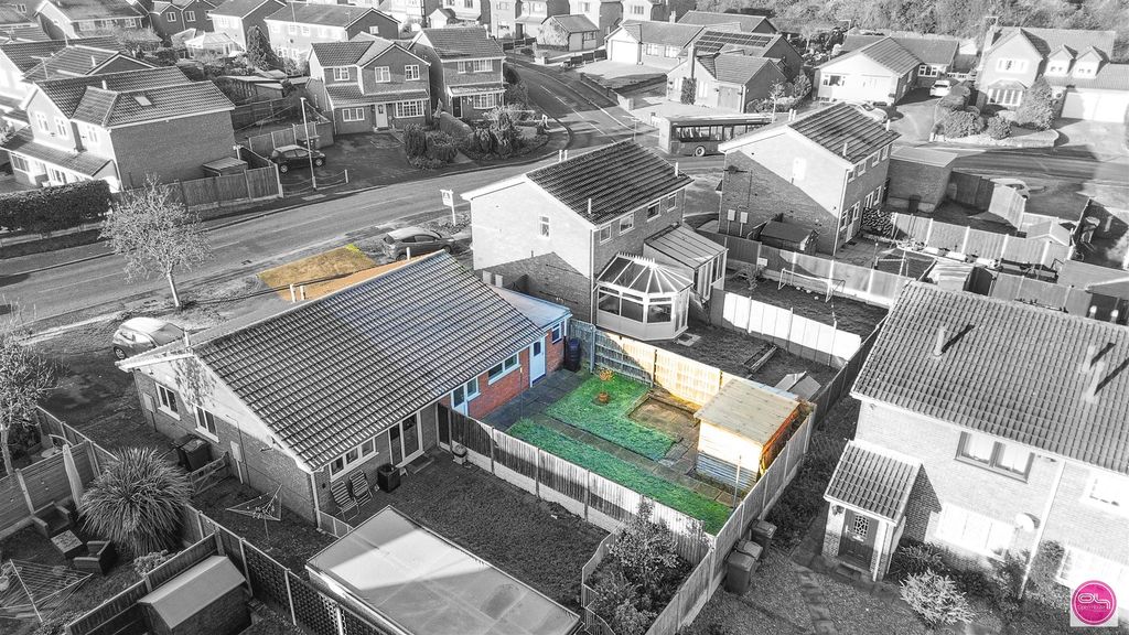 Property photo 3 of 22 Britannia Drive, Stretton (5).Jpg