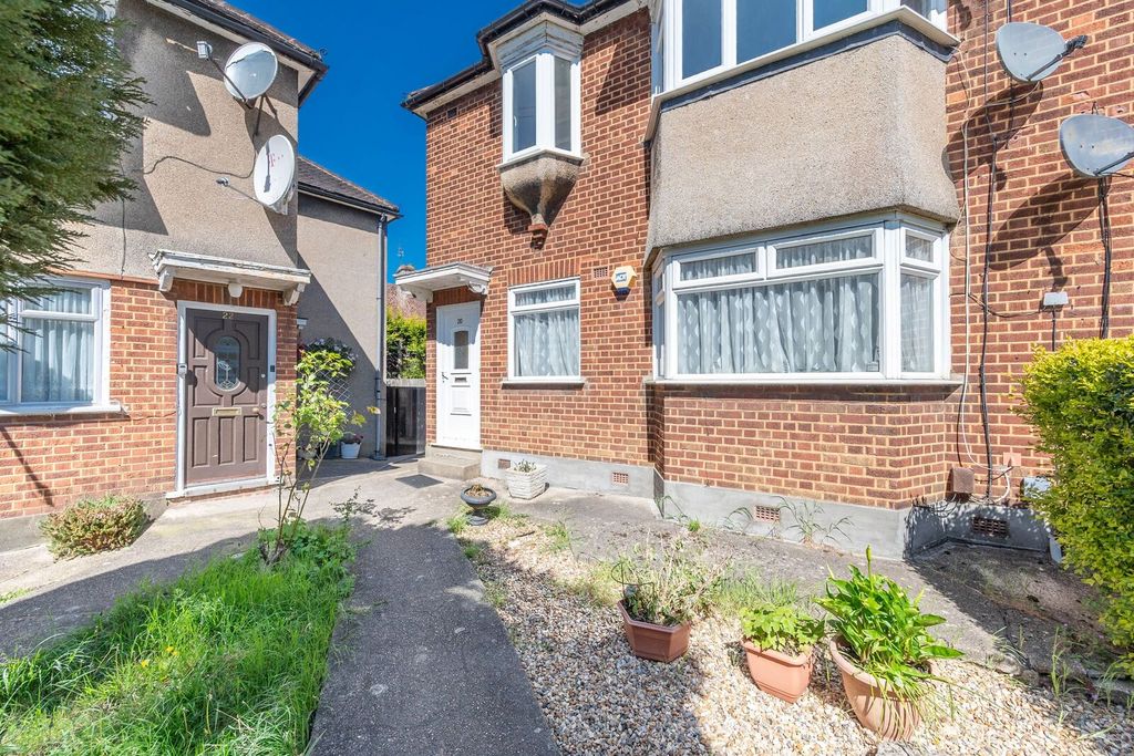 Property photo 1 of 8