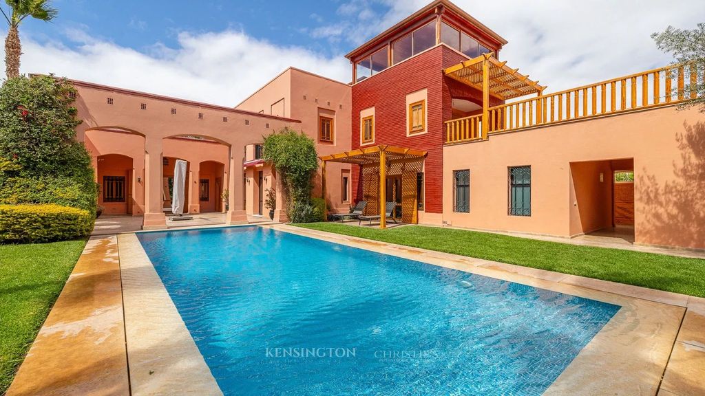 Property photo 1 of 43