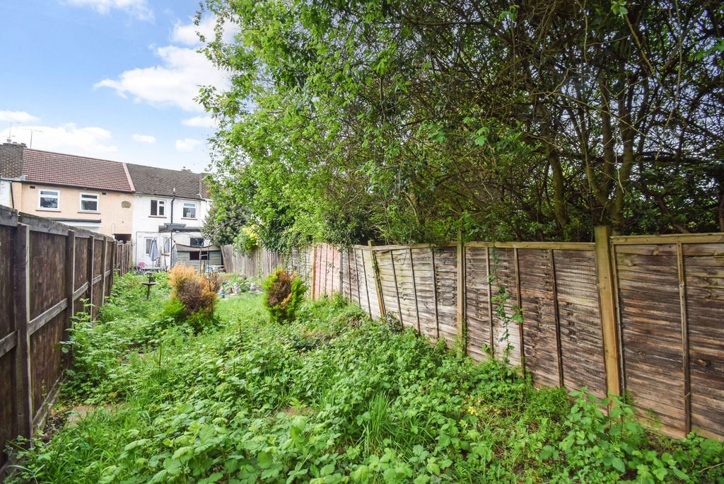 Additional image 13 of 2 bed terraced house for saleStanhope Road, Near Burnham, Berkshire SL1