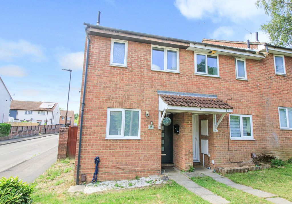 Property photo 1 of 11