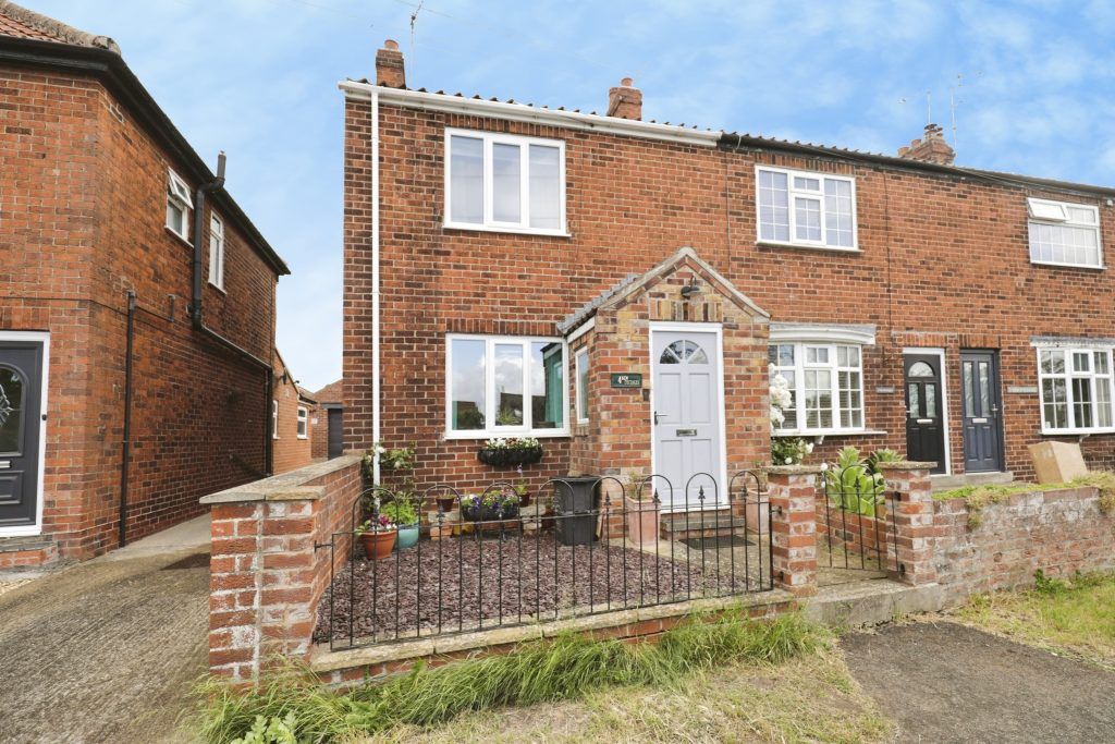 Property photo 1 of 18