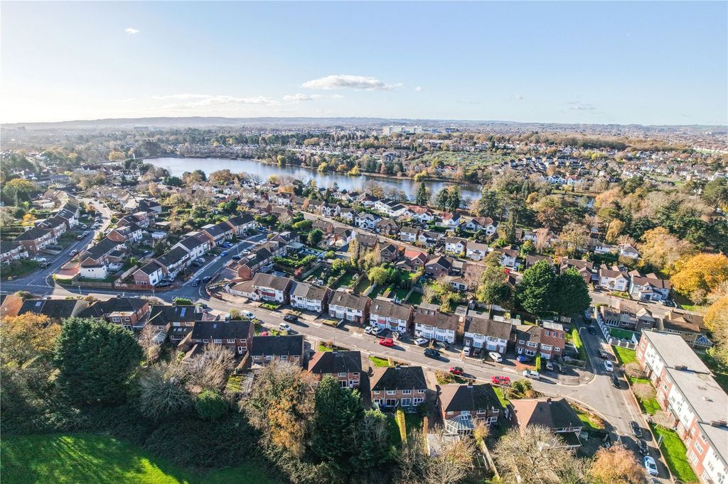 Property photo 3 of 32 Picture No. 48