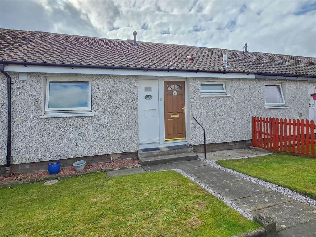 Property photo 1 of 16 External Front