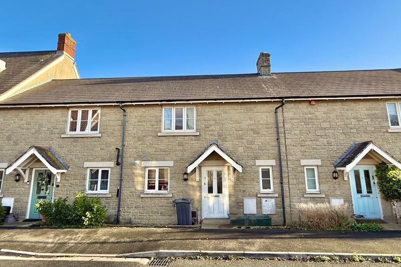 Property photo 1 of 11 Front