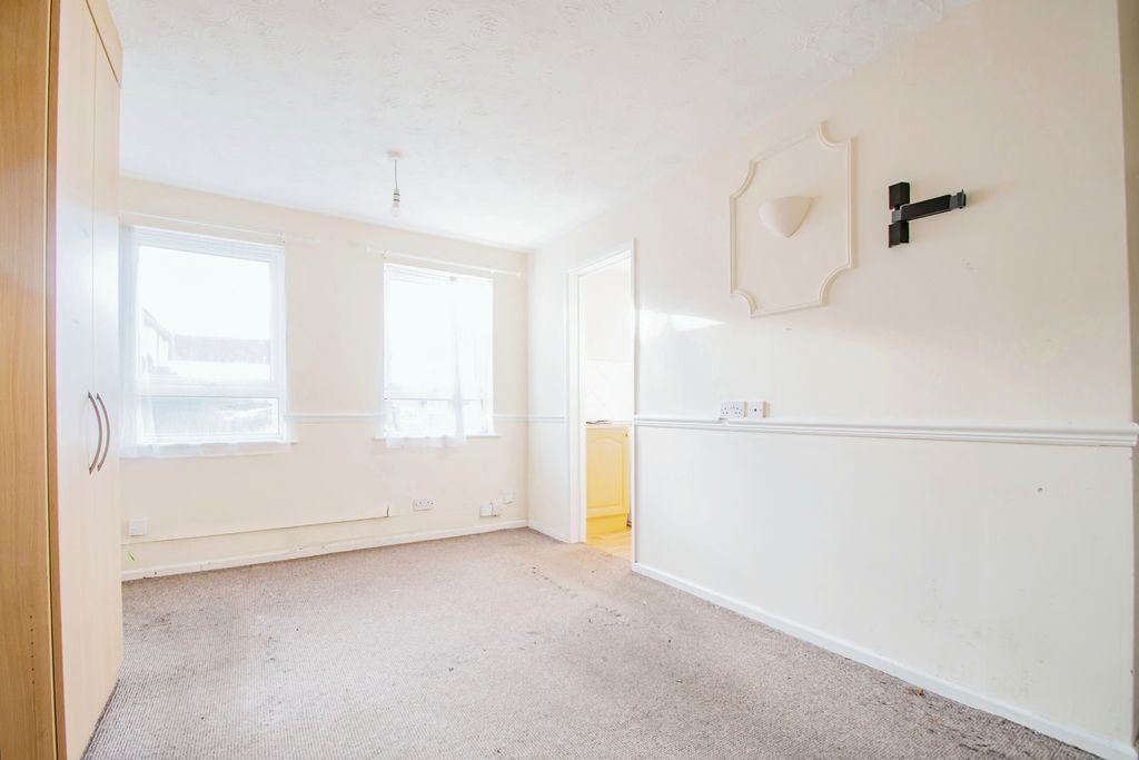 Property photo 1 of 15 Photography