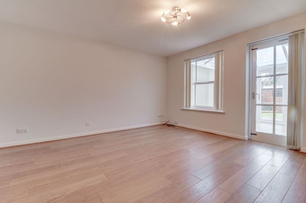 Property photo 3 of 9 Picture No. 03