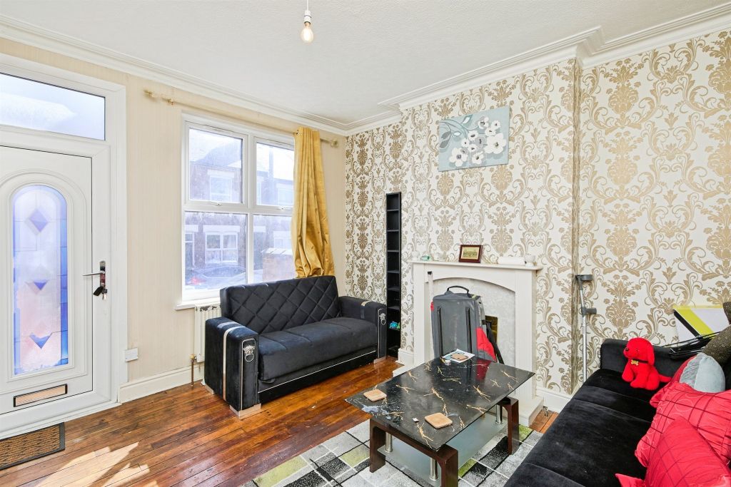 Property photo 2 of 19