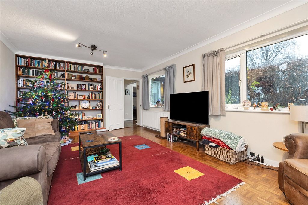 Property photo 2 of 16 Picture No. 07