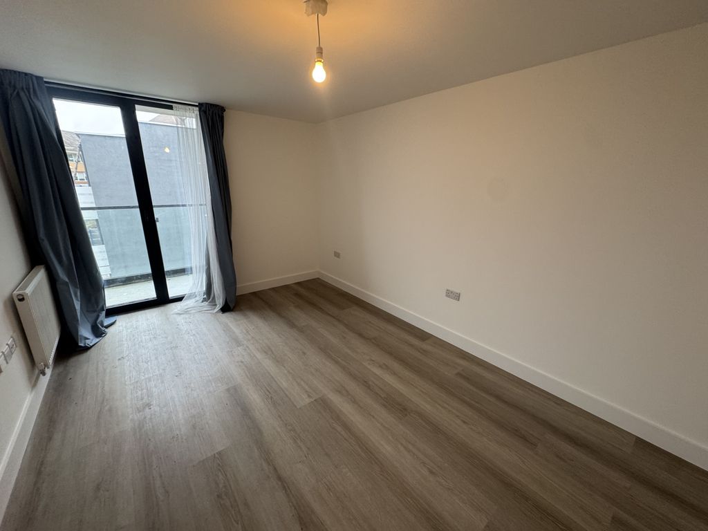 Property photo 1 of 4 1 Bed Flat To Rent