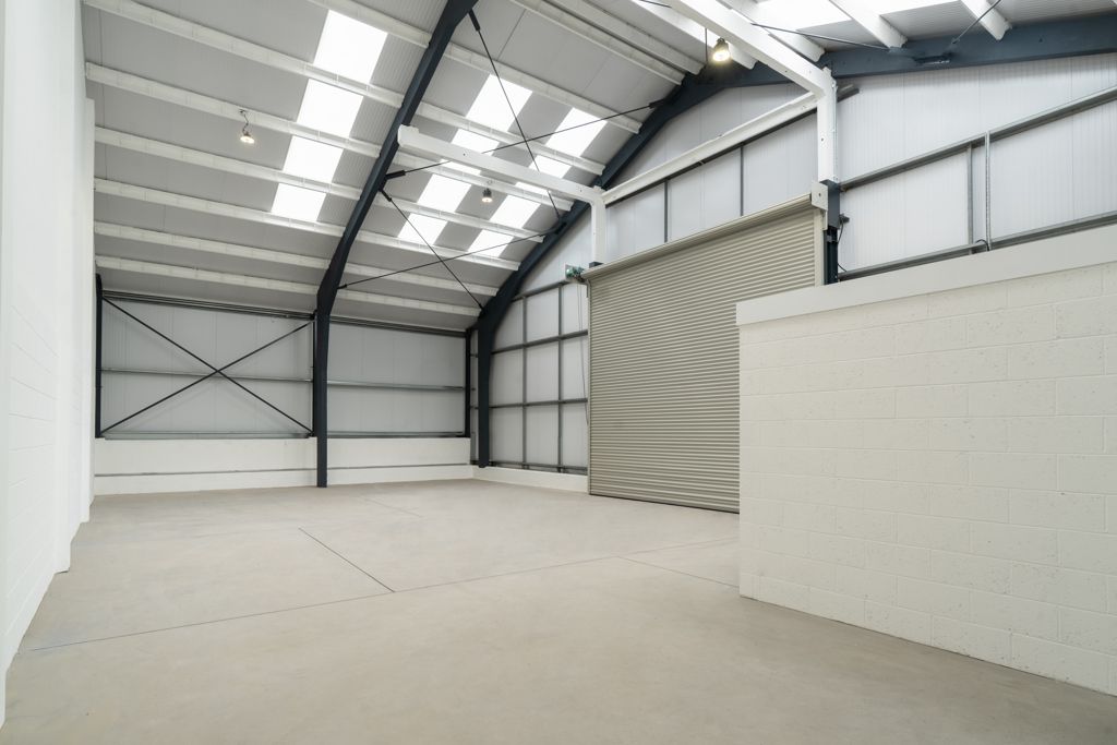 Property photo 3 of 9 Photo 21