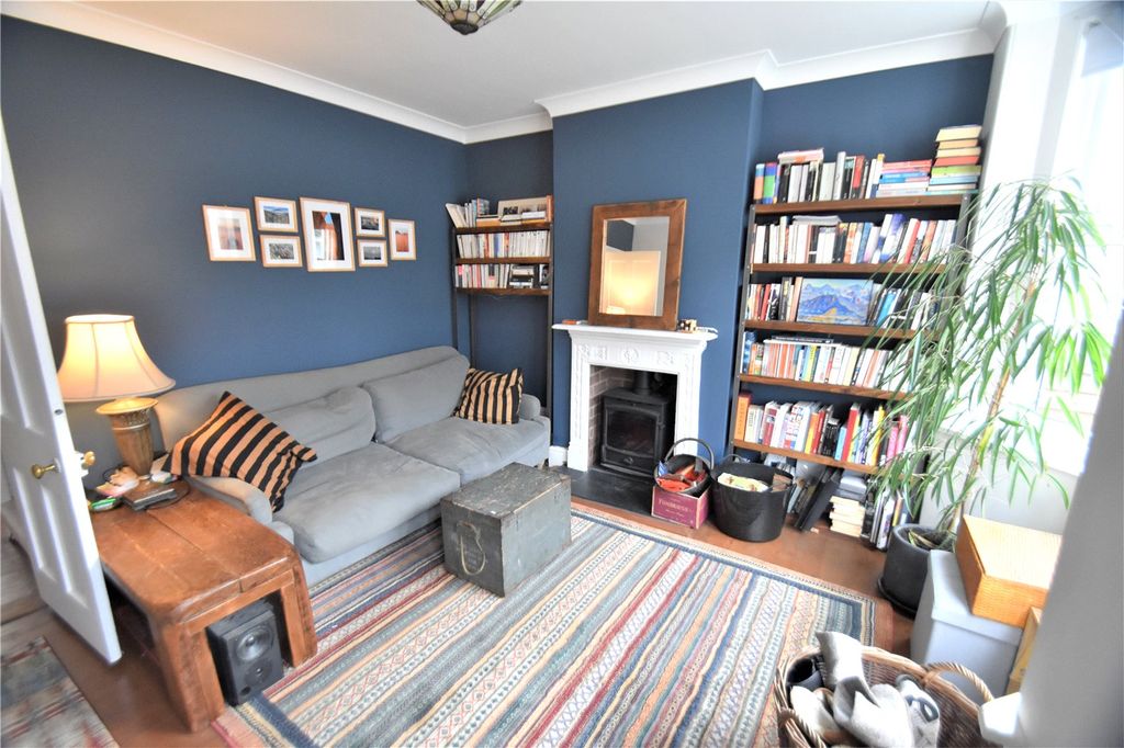 Property photo 2 of 12 Sitting Room