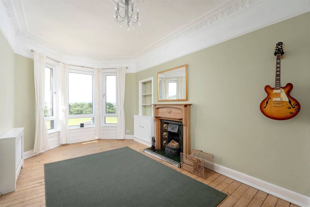Property photo 2 of 20 Picture No. 25