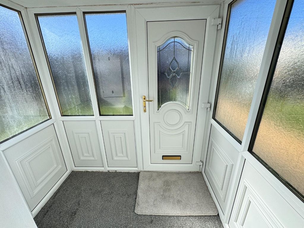 Property photo 3 of 24 Porch