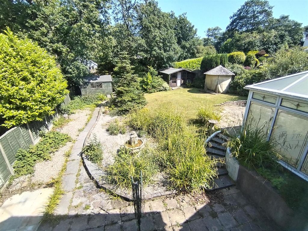 Property photo 2 of 38 1000035975.Jpg