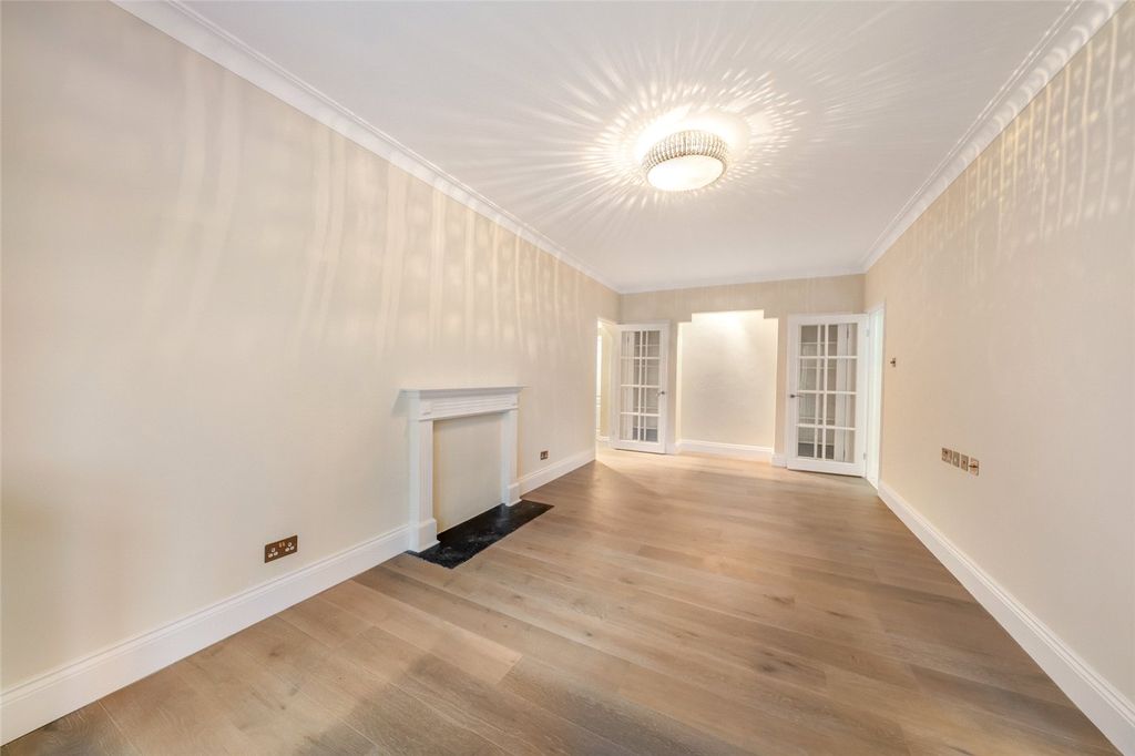 Property photo 3 of 19 Picture No. 28