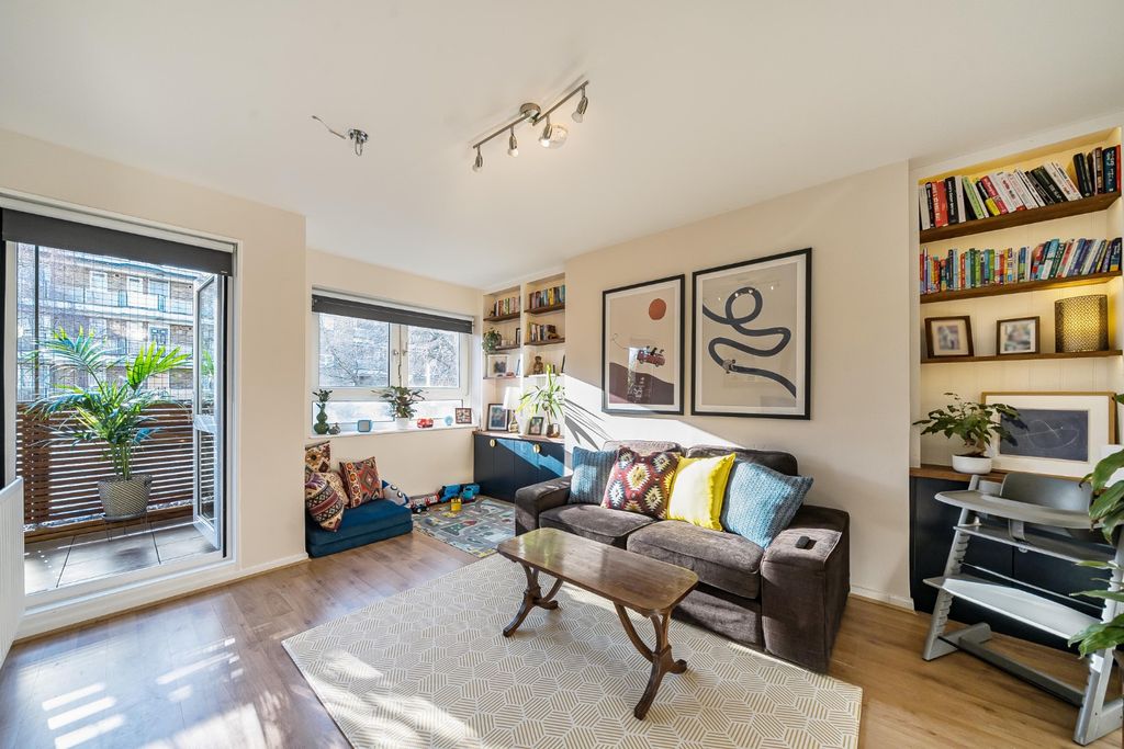 Property photo 1 of 13 4815110