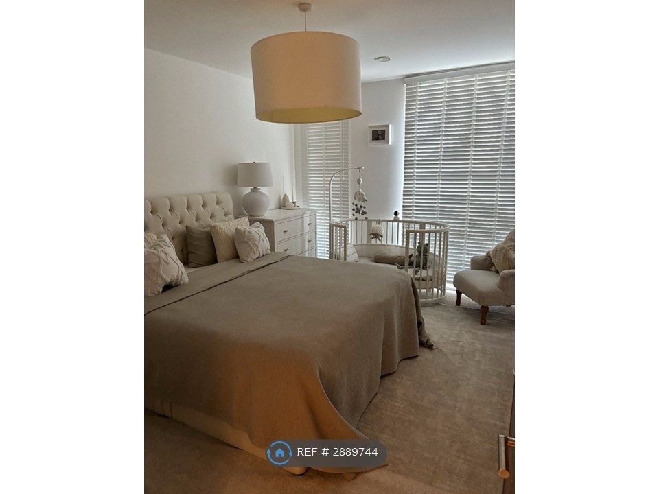 Property photo 3 of 6 Bedroom 2