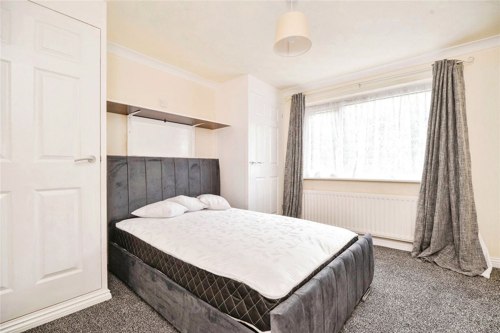 Property photo 3 of 10 Picture No. 06