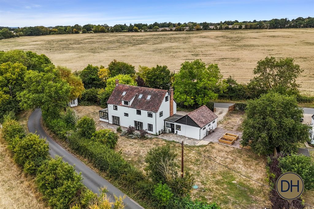Property photo 1 of 35 Fingrith House