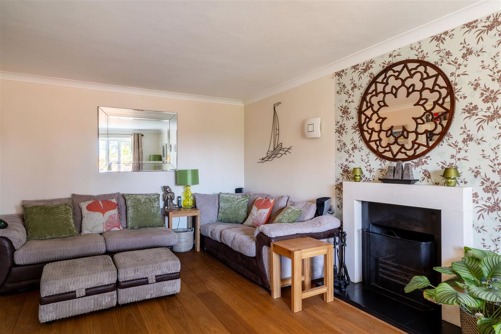 Additional image 11 of 5 bed detached house for saleBeckworth Close, Lindfield RH16