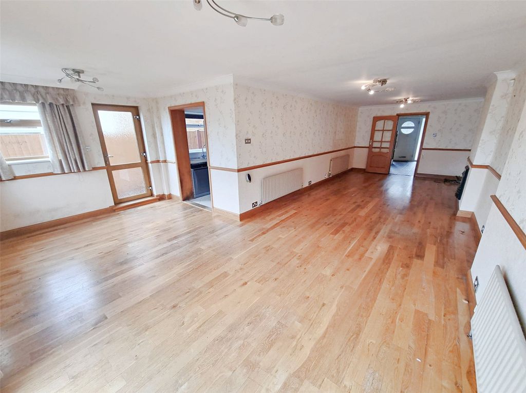 Property photo 1 of 16 Picture No. 97